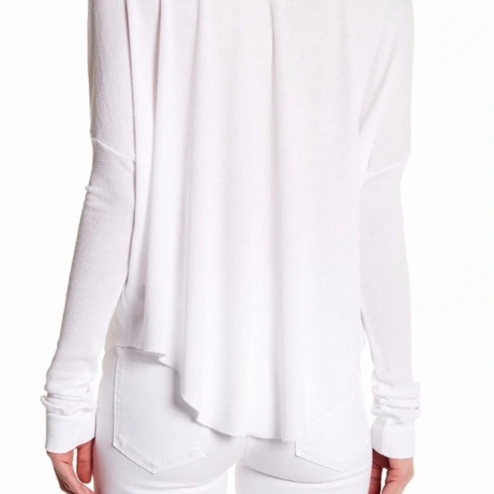 NWOT Wildfox Thermal 🤍 - Picture 2 of 6